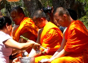 songkran monks
